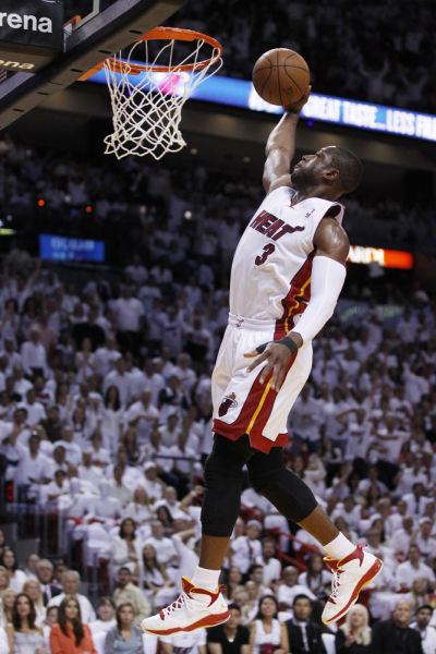 里程碑，恰尔汗奥卢出战利物浦迎来国米生涯200场（恰尔汗奥卢战利物浦达成国米生涯200场里程碑）