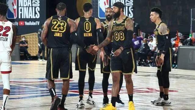 足球报：海牛资金有困难，但追加奖金第一时间就发到球队手中（足球报：海牛资金紧张，追加奖金已立刻发放到队里）