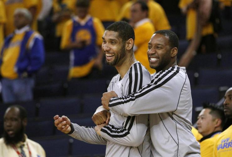 电讯报：布莱顿有意维拉中场博加德，以接替可能离队的巴莱巴（电讯报：布莱顿有意引进维拉中场博加德，或顶替可能离队的巴莱巴）