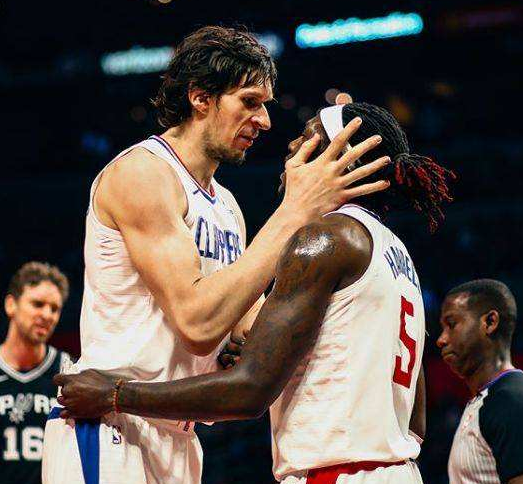 安帅：米利唐踢右后卫表现很好；有些惊讶埃斯特旺的天赋（安切洛蒂：米利唐踢右后卫表现出色，对埃斯特旺的天赋略感意外）