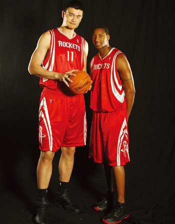 NBA球员数据榜：字母哥得分继续领先,（NBA球员数据排行：字母哥得分仍领跑）