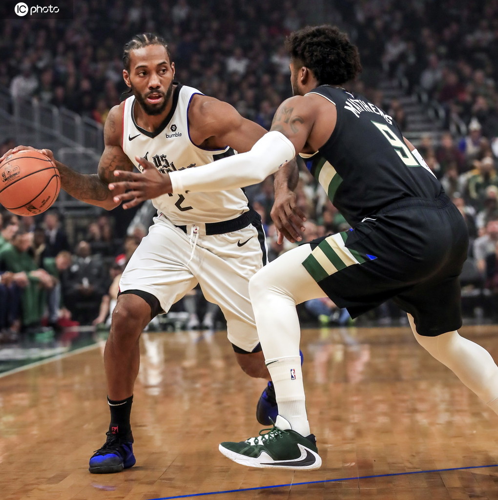 球员通过赛后采访道歉：我们不会放弃（球员赛后致歉：我们永不放弃）