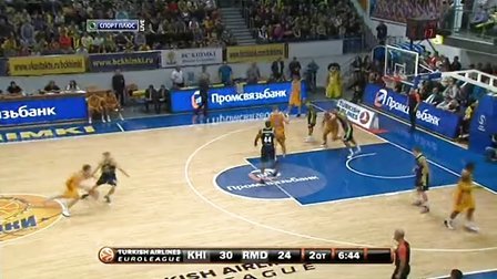 阿里纳斯：詹姆斯若作为角色球员再混2冠，还是不能跟乔丹比（阿里纳斯：就算詹姆斯以角色球员再夺两冠，仍无法与乔丹相提并论）